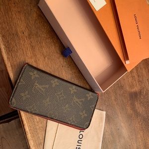 Louis Vuitton Folio 6S
